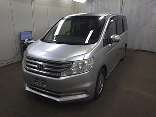 HONDA STEP WAGON 2014