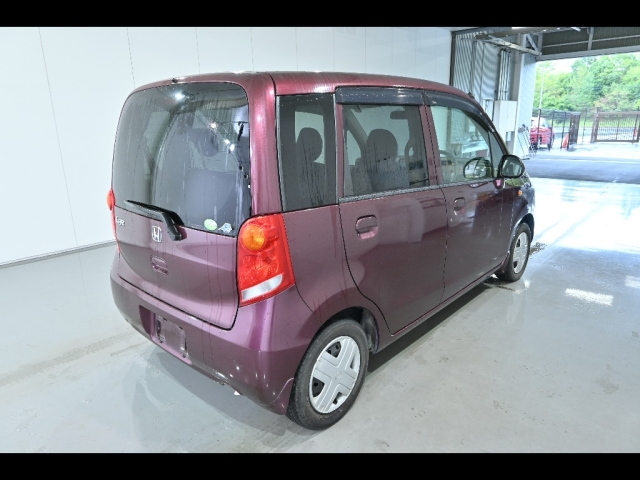HONDA LIFE 2010
