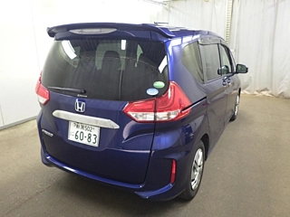 HONDA FREED 2016