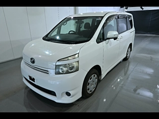 TOYOTA VOXY 2008