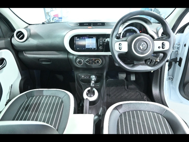 RENAULT TWINGO 2023