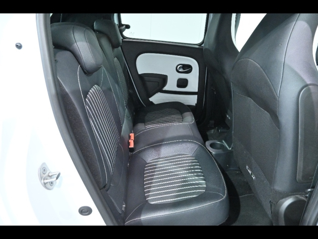 RENAULT TWINGO 2023