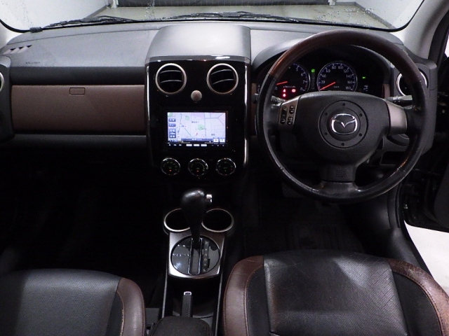 MAZDA VERISA 2008