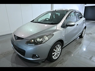 MAZDA DEMIO 2010