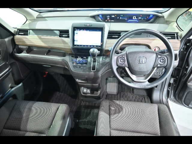 HONDA FREED 2024