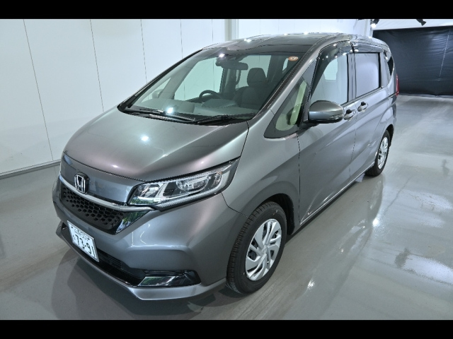 HONDA FREED 2024