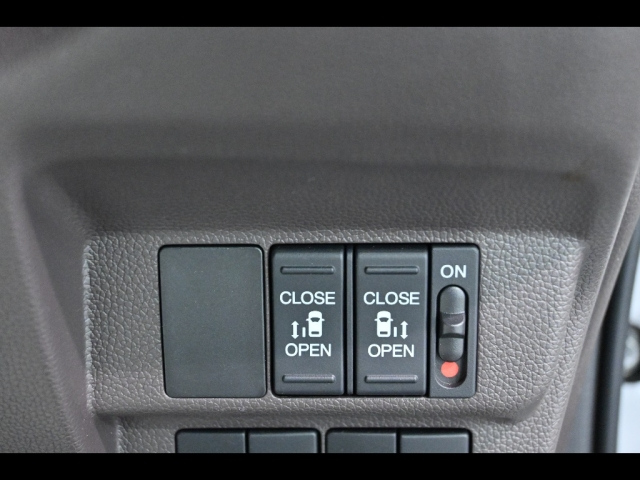 HONDA FREED 2024