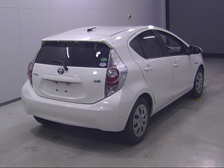 TOYOTA AQUA 2014