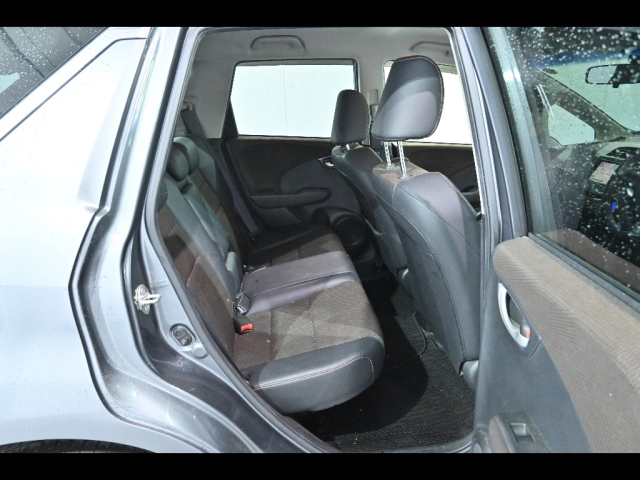 HONDA FIT SHUTTLE 2013