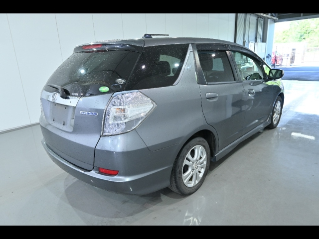 HONDA FIT SHUTTLE 2013