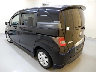 HONDA FREED 2010
