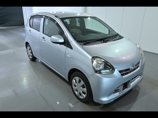 DAIHATSU MIRA E S 2011