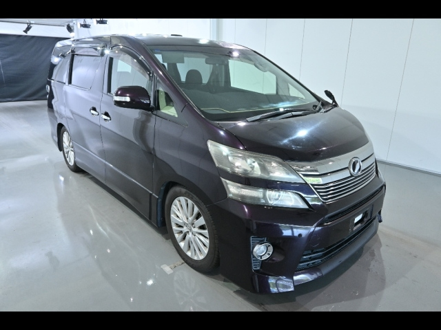 TOYOTA VELLFIRE 2012
