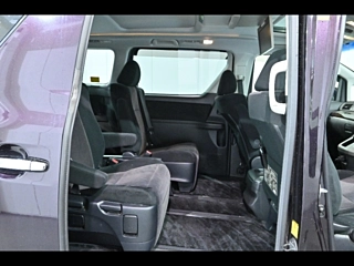TOYOTA VELLFIRE 2012