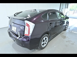 TOYOTA PRIUS 2012