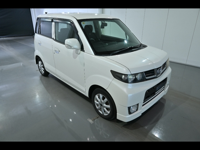 HONDA ZEST 2010