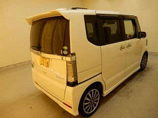 HONDA N BOX 2015