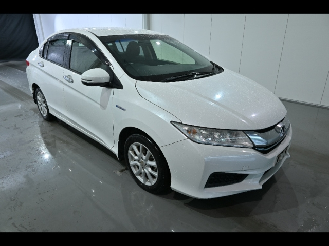 HONDA GRACE 2016