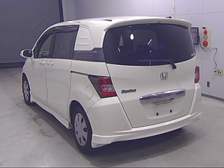 HONDA FREED 2012