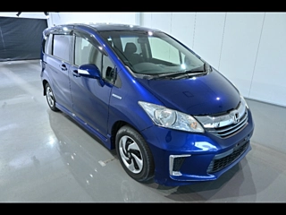 HONDA FREED 2014