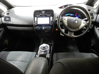 NISSAN LEAF 2017