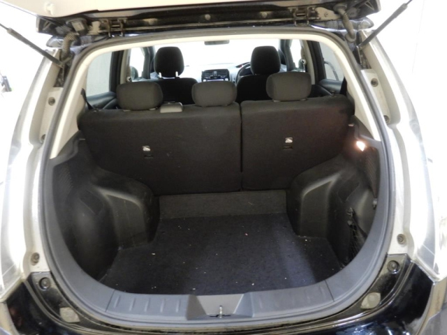 NISSAN LEAF 2017