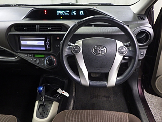 TOYOTA AQUA 2014