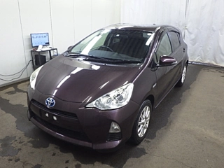 TOYOTA AQUA 2014