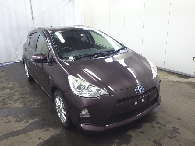 TOYOTA AQUA 2014