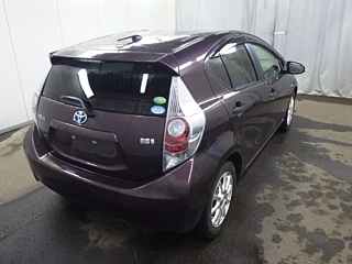 TOYOTA AQUA 2014