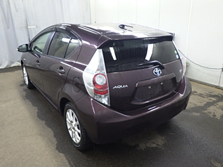 TOYOTA AQUA 2014