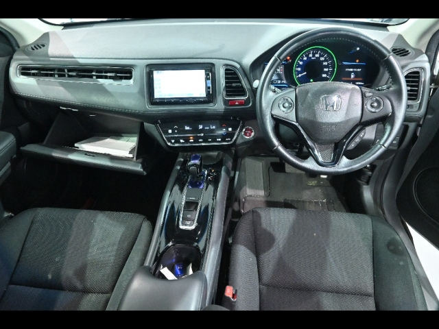 HONDA VEZEL 2014