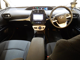 TOYOTA PRIUS 2016