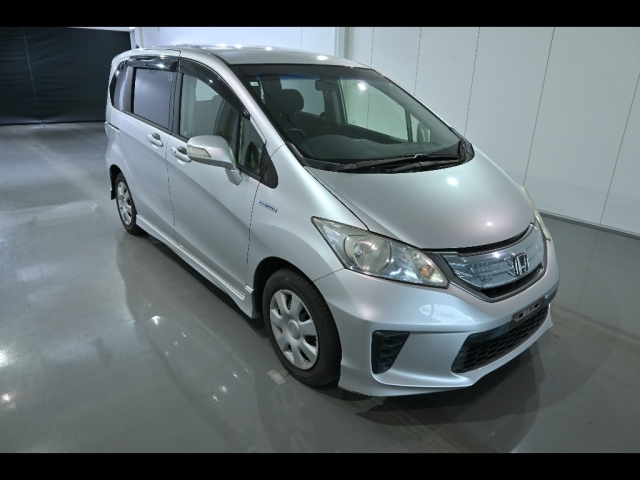 HONDA FREED 2012