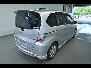 HONDA FREED 2012