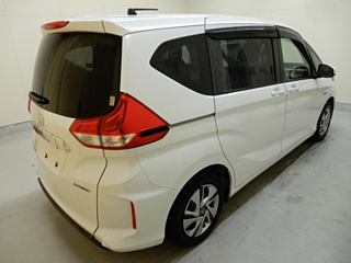 HONDA FREED 2022