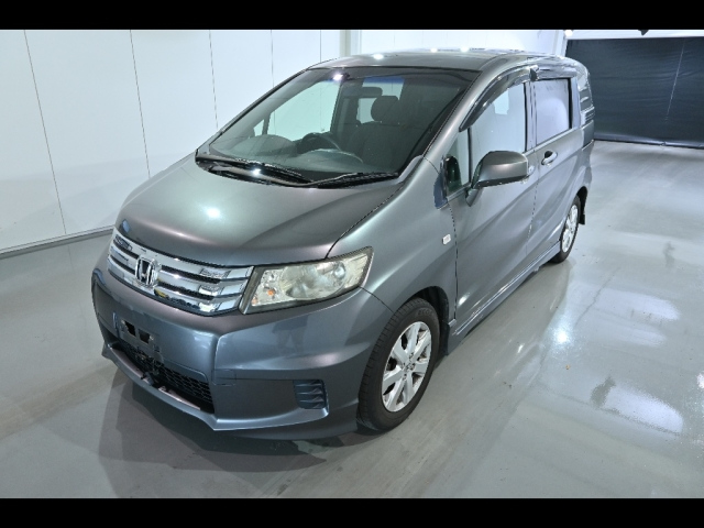 HONDA FREED 2011