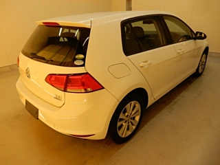 VOLKSWAGEN GOLF 2014