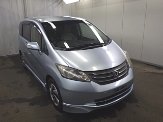 HONDA FREED 2010