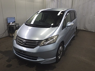 HONDA FREED 2010