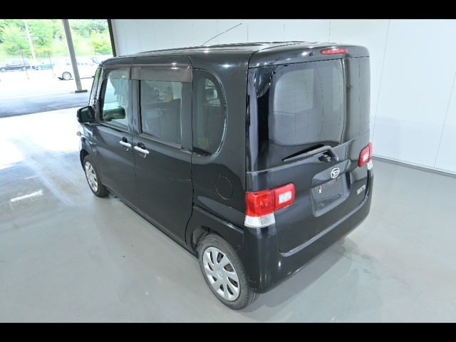 DAIHATSU TANTO 2010