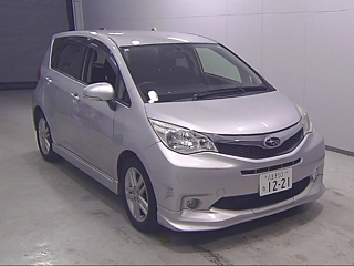 SUBARU TREZIA 2013
