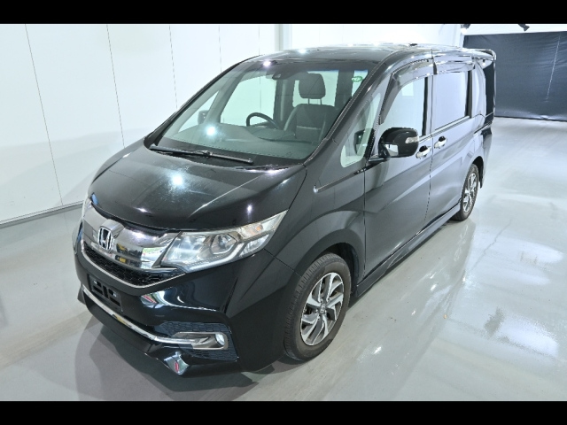 HONDA STEP WAGON 2016