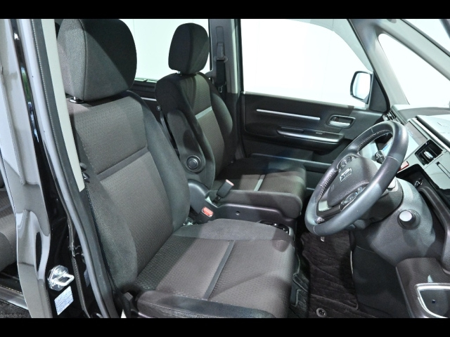 HONDA STEP WAGON 2021