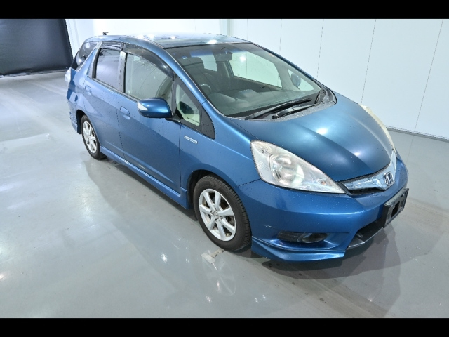 HONDA FIT SHUTTLE 2013