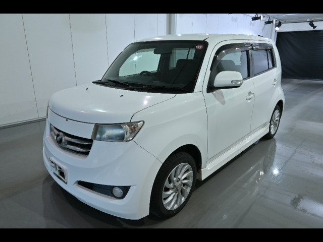 TOYOTA BB 2008