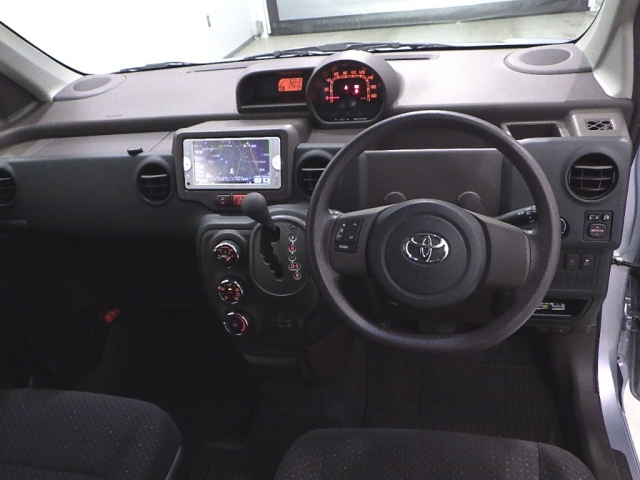 TOYOTA SPADE 2014