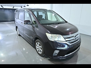 NISSAN SERENA 2013