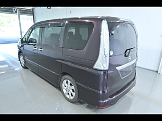 NISSAN SERENA 2013