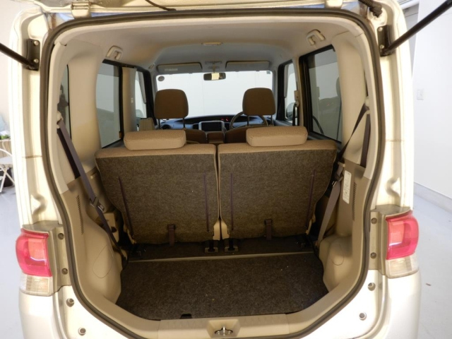 DAIHATSU TANTO 2010